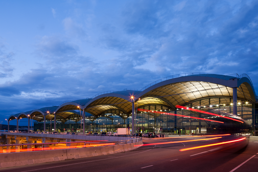 Flughafen-Terminal