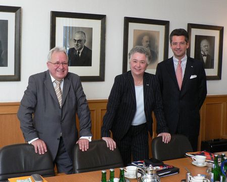 RHEINZIG wird 100%ige Tochter des Grillo-Konzerns